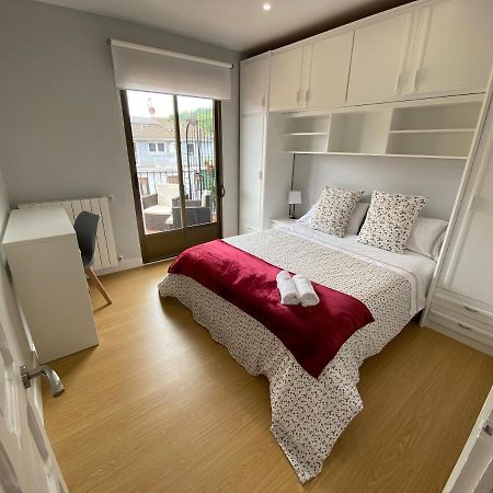 Beautiful Apartment Ondarreta Beach Сан Себастиан Екстериор снимка